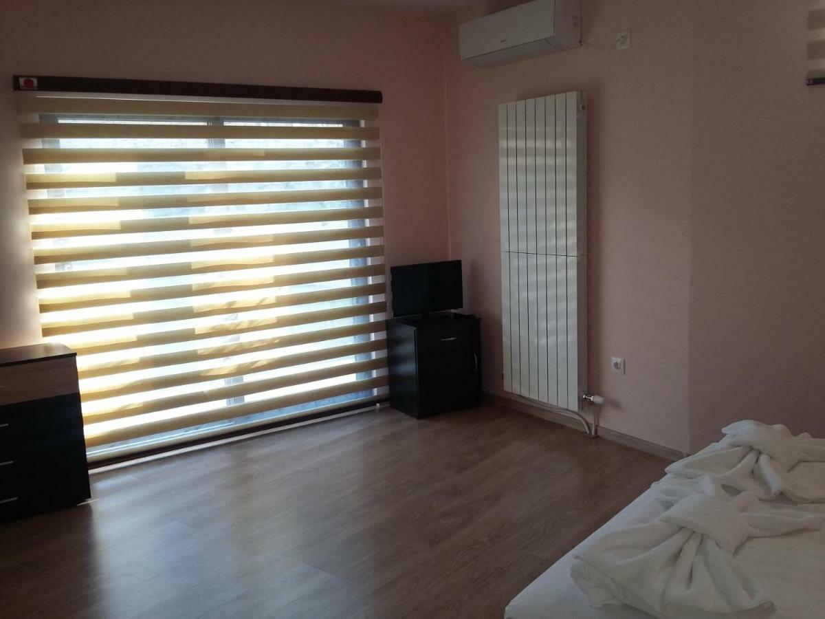 Guest House Ideal Sapareva Banya ภายนอก รูปภาพ